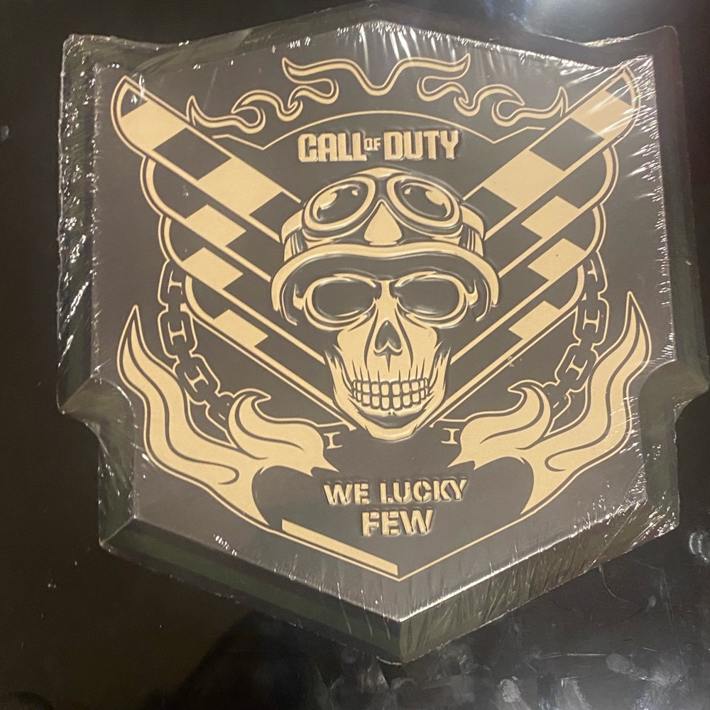 Call of Duty Skull Emblem Wall Decor - Black and Tan